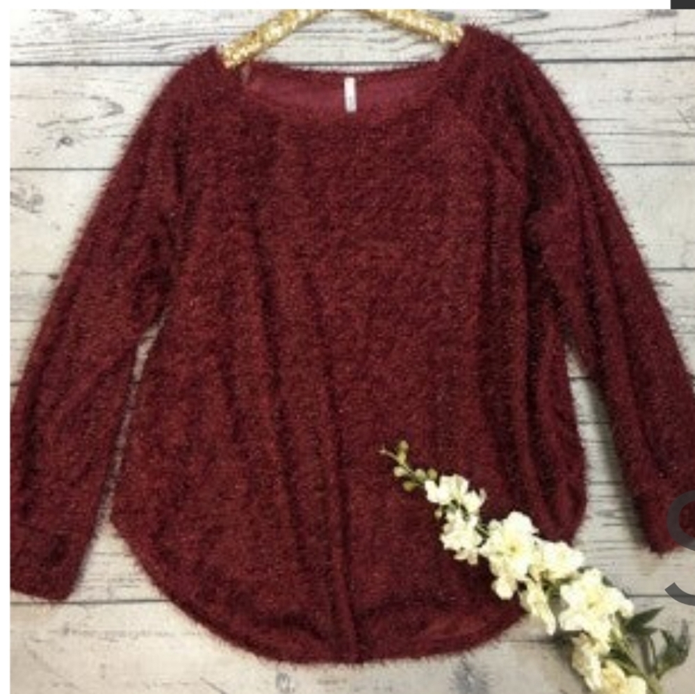 Fuzzy Sweater in Burgundy XL